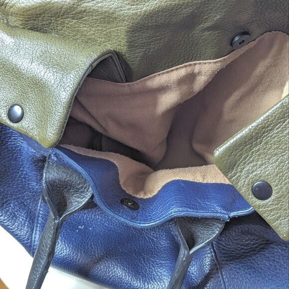 Kelsi Dagger Blue and Olive Tote Bag - Picture 15 of 15
